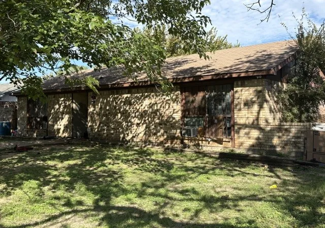 Photo 1 of Single family home for sale at 10311 Kinslow Dr, Dallas, TX 75217 | MLS# 21424230 | Listing updated on 2026-10-30