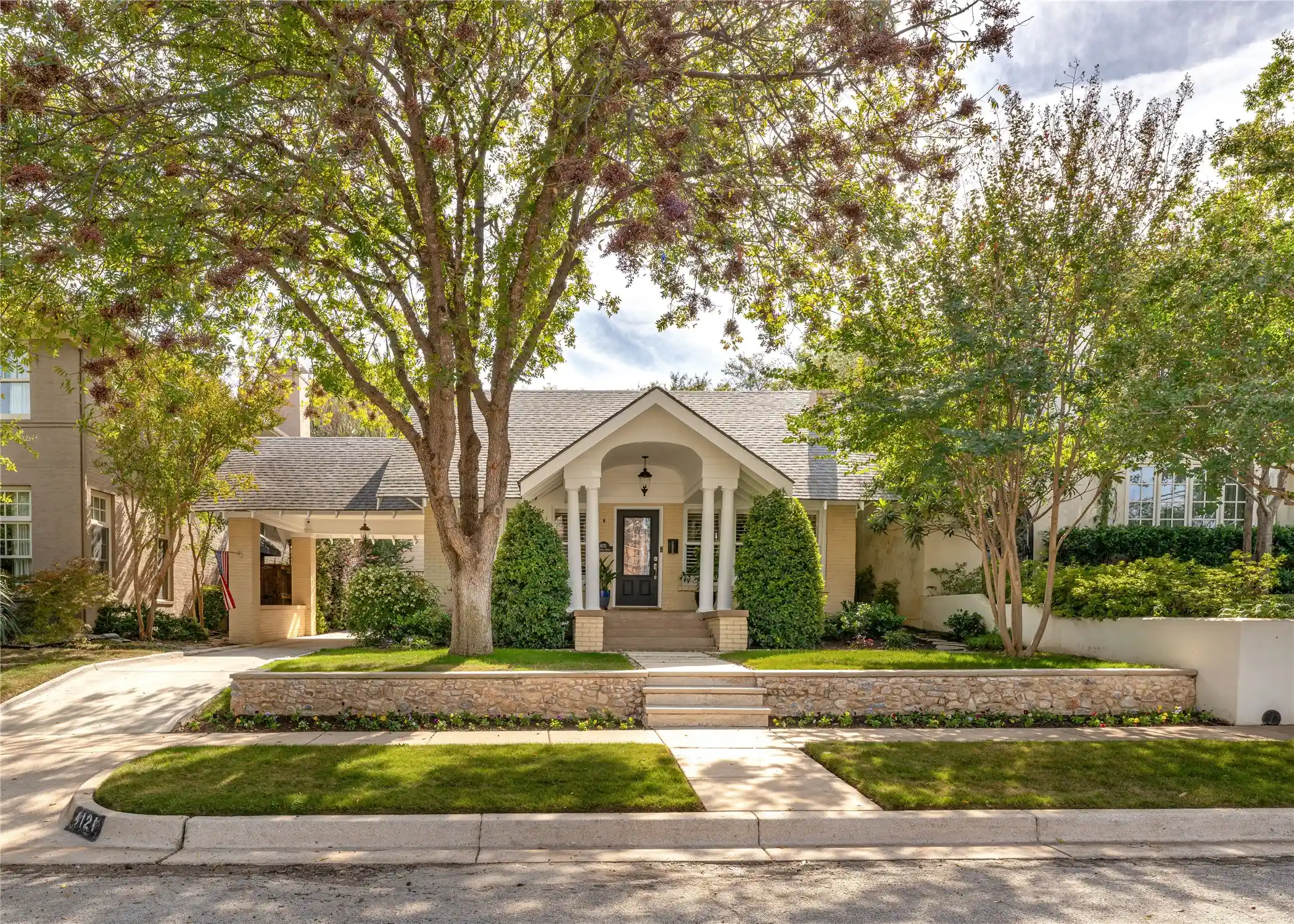 Single family home for sale at 4121 Mattison Ave, Fort Worth, TX 76107 | MLS# 21423486
