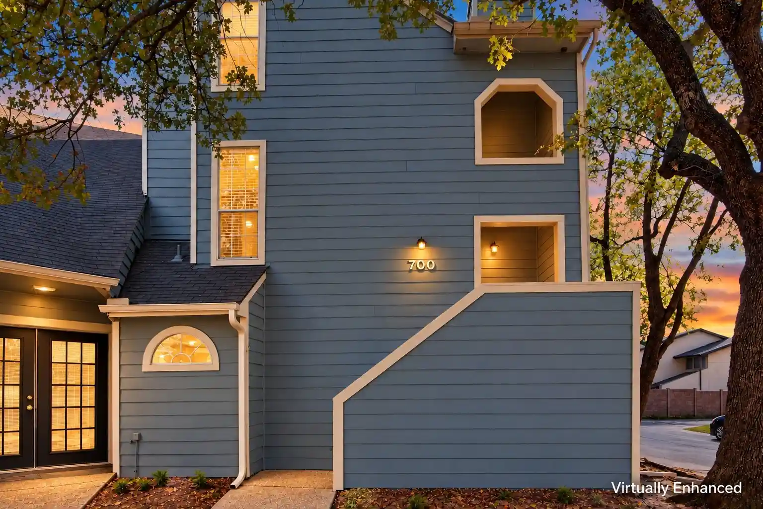Townhouse for sale at 700 Bel Aire Crst, Irving, TX 75061 | MLS# 21424209