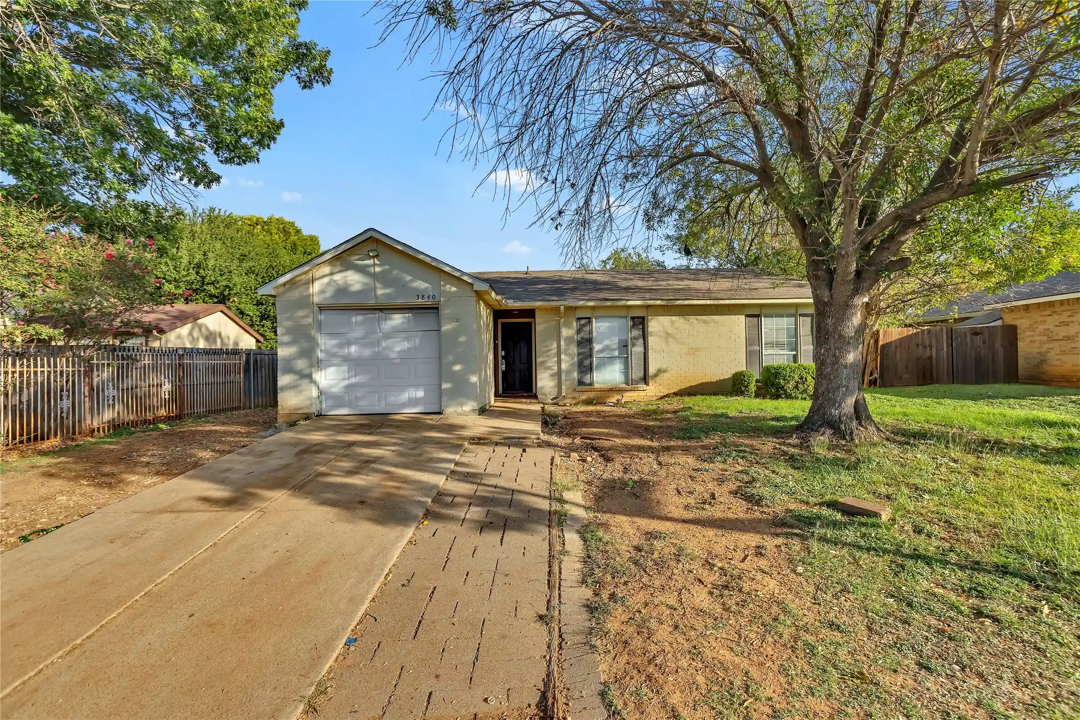 Single family home for sale at 3840 Longmeadow Way, Fort Worth, TX 76133 | MLS# 21421240