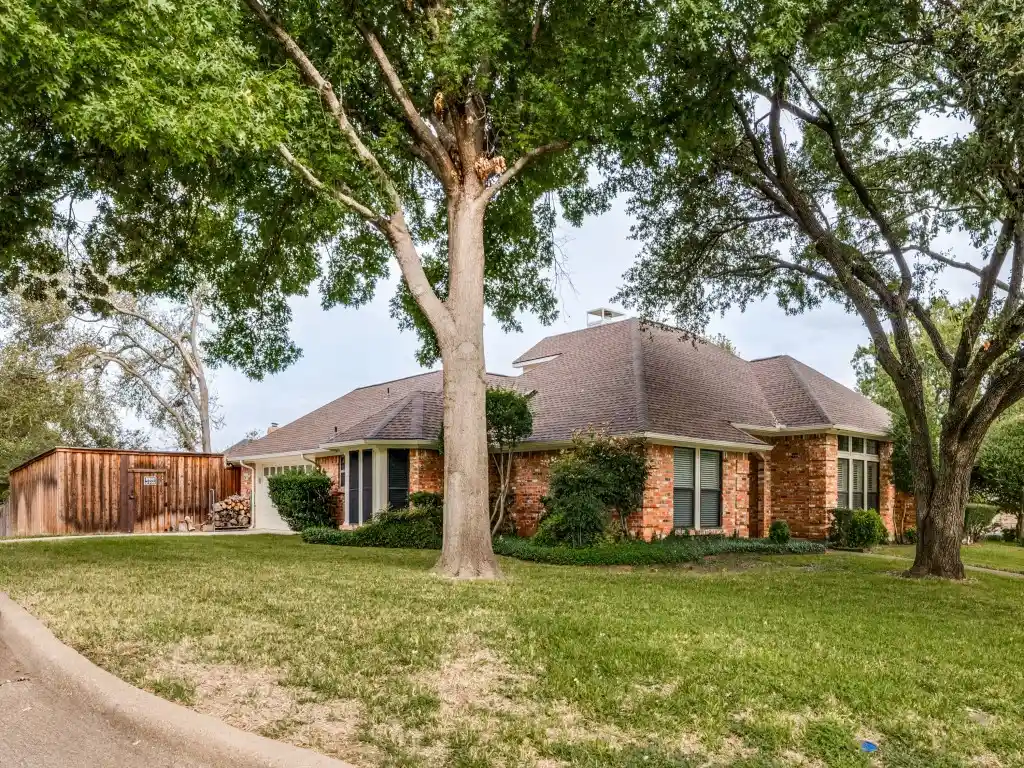 Single family home for sale at 3640 Dahlia Dr, Grand Prairie, TX 75052 | MLS# 21423855