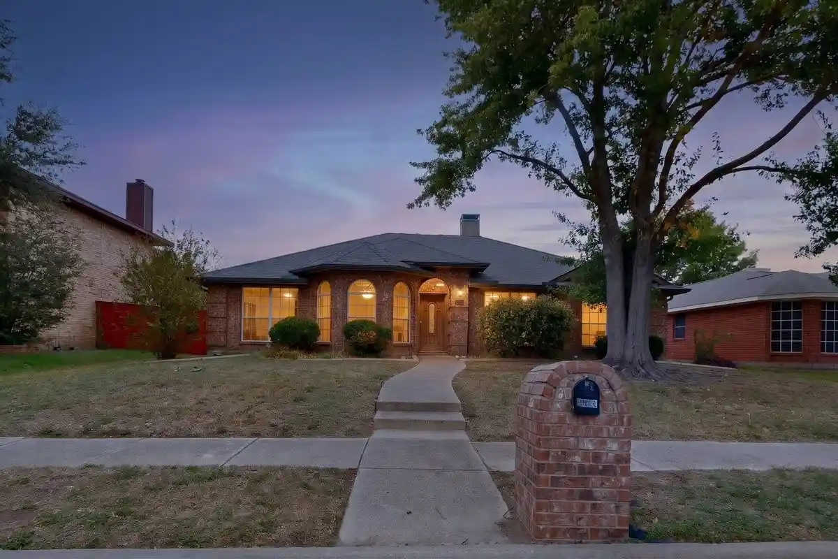 Single family home for sale at 2605 Buck Dr, Mesquite, TX 75181 | MLS# 21424817