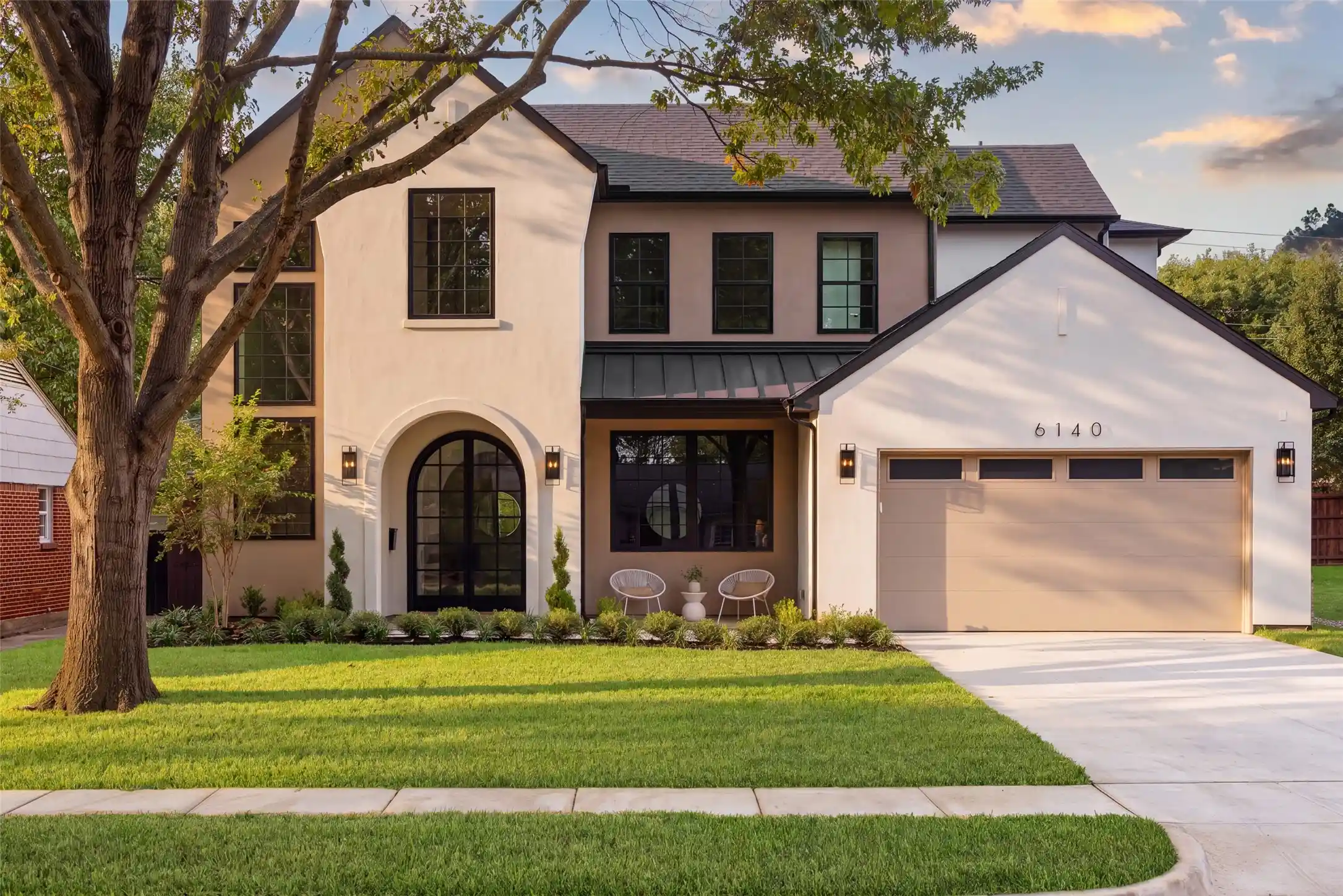 Single family home for sale at 6140 Sudbury Dr, Dallas, TX 75214 | MLS# 21424984