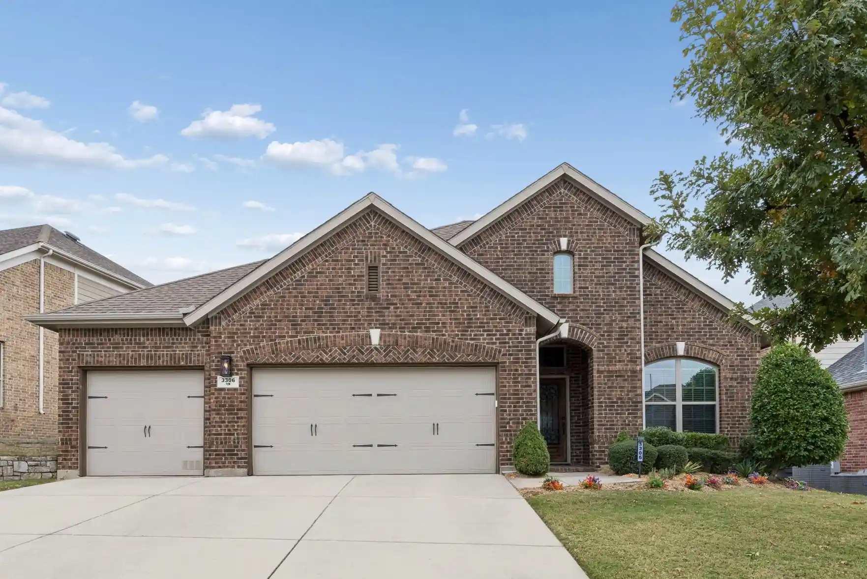 Single family home for sale at 3306 Sweet Gum Ln, Sachse, TX 75048 | MLS# 21422892
