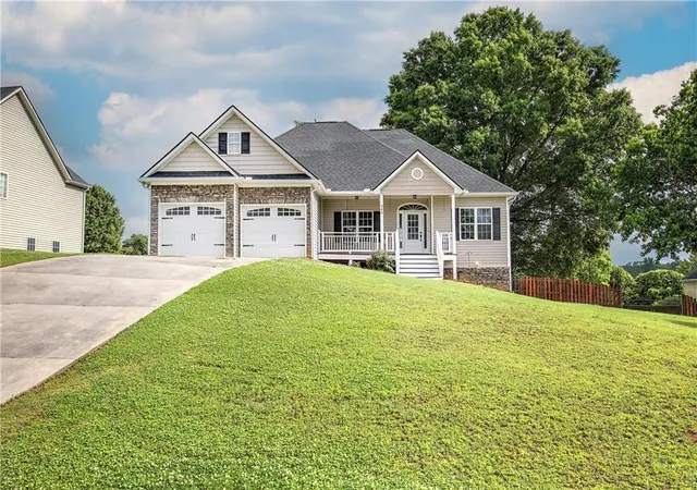 2nd image of 380 Bowdoin Ln Sw, Adairsville, GA 30103 | MLS# 7817171