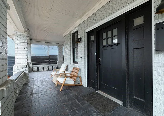 Photo 3 of Sale Pending at 563 Parkway Dr Ne, Atlanta, GA 30308 | MLS# 7809896 | Listing updated on 2026-09-10