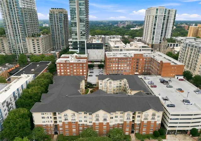 Photo 3 of Sale Pending at 800 Peachtree St Ne #1020, Atlanta, GA 30308 | MLS# 7796602 | Listing updated on 2026-09-21