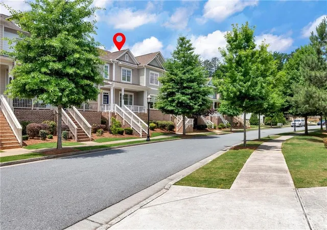 Homes for sale in Suwanee, GA | 3862 Suwanee Green Pkwy, Suwanee, GA 30024 | MLS# 7776564