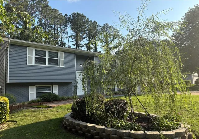 Homes for sale in Roswell, GA | 1185 Worthington Hills Dr, Roswell, GA 30076 | MLS# 7775401