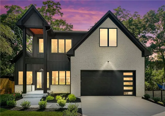 2nd image of 808 East Ave, Scottdale, GA 30079 | MLS# 7768463