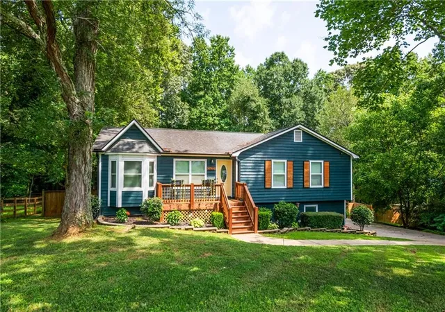Photo 1 of Sale Pending at 2622 Kellogg Crk Rd, Acworth, GA 30102 | MLS# 7814636 | Listing updated on 2026-08-24