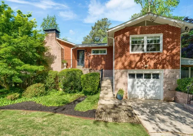 2nd image of 3848 Carlton Dr, Atlanta, GA 30341 | MLS# 7755147