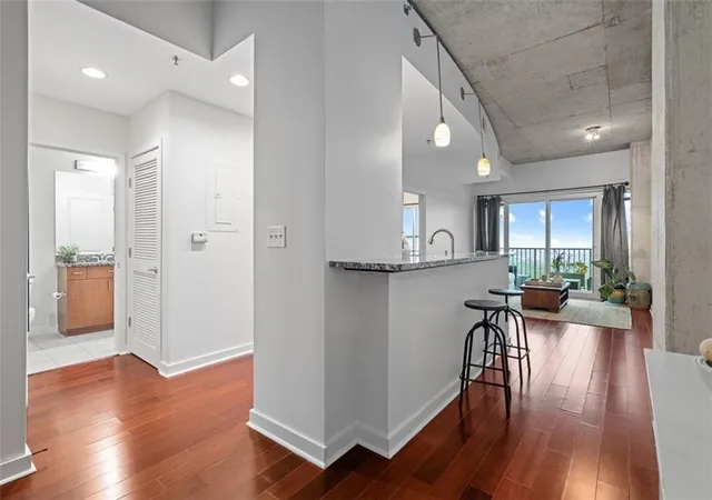 Photo 2 of Sale Pending at 250 Pharr Rd #1715, Atlanta, GA 30305 | MLS# 7797493 | Listing updated on 2026-08-19