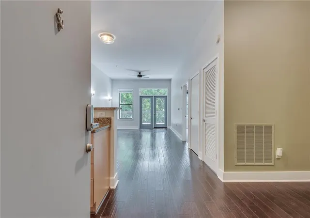 4th image of 425 Chapel St Sw, Atlanta, GA 30313