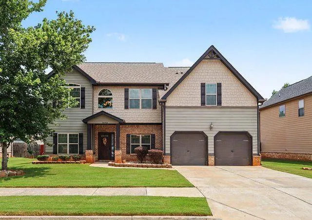 Photo 4 of Sale Pending at 7668 Wild Cherry Ln, Lithonia, GA 30038 | MLS# 7797981 | Listing updated on 2026-09-22