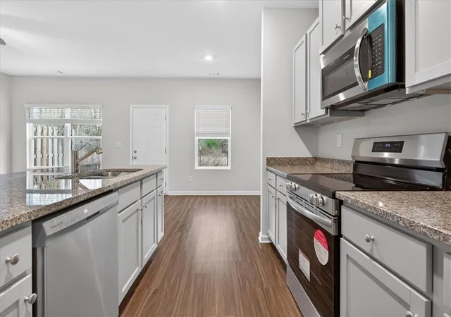 1st image of 105 Brexley Dr, Calhoun, GA 30701 | MLS# 7778131