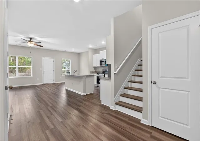 4th image of 105 Brexley Dr, Calhoun, GA 30701 | MLS# 7778131