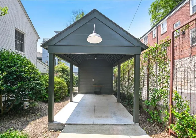 2nd image of 67 Delmont Dr, Atlanta, GA 30305 | MLS# 7703457