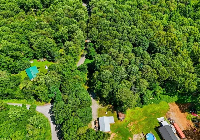 3rd image of 299 E Price Creek Rd, Jasper, GA 30143 | MLS# 7800015