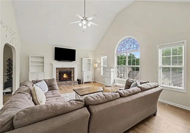 Photo 4 of Single family home for sale at 250 Sable Tr Dr, Acworth, GA 30102 | MLS# 7789856 | Listing updated on 2026-08-26