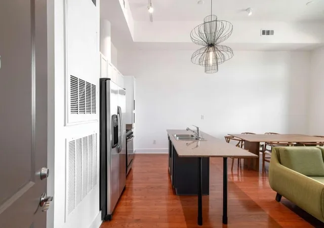 5th image of 1195 Milton Ter Se #1407, Atlanta, GA 30315 | MLS# 7706342