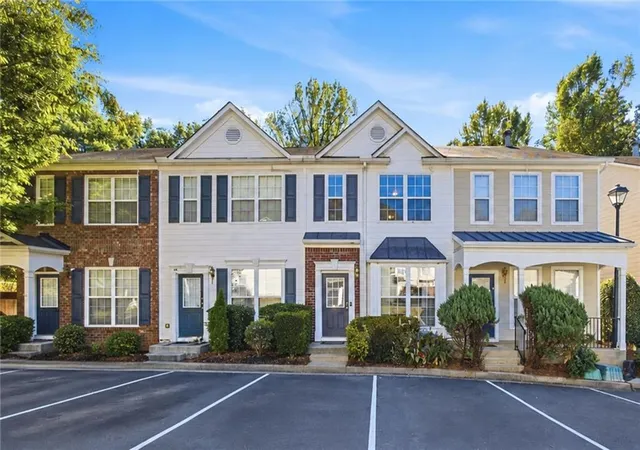 Townhouse for sale at 990 Redwood Dr, Norcross, GA 30093 | MLS# 7857748