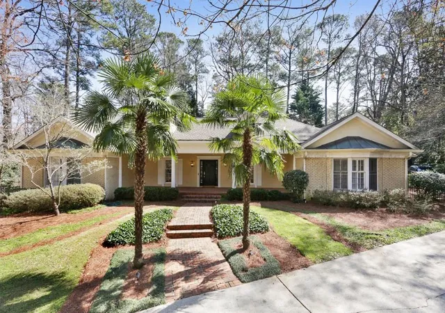 Single Family Residence at 3563 Northside Dr Nw, Atlanta, GA 30305 | MLS# 5980216 | | Sold on 2018-04-26