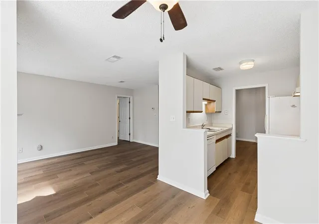 3rd image of 244 13Th St Ne, Atlanta, GA 30309