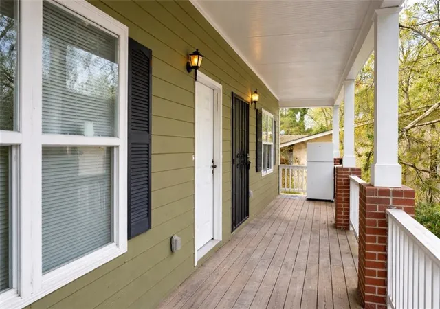 2nd image of 2054 Joseph E Boone Blvd Nw, Atlanta, GA 30314 | MLS# 7826102