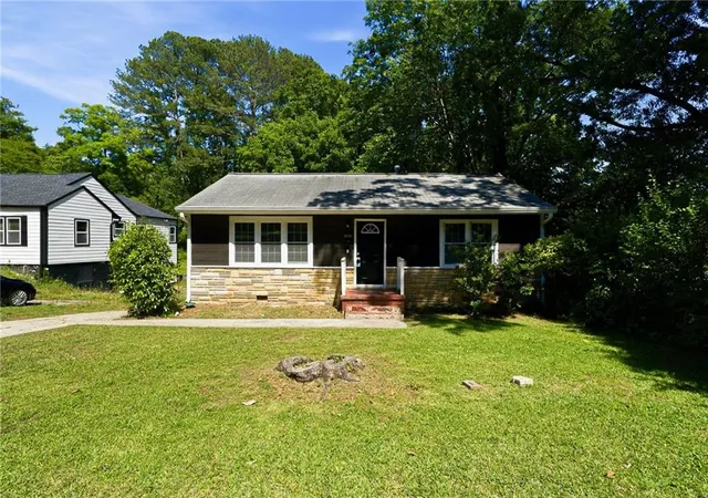 Homes for sale in Atlanta, GA | 2666 Blount St, Atlanta, GA 30344 | MLS# 7726050