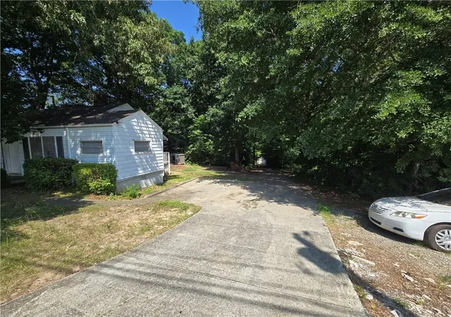 1st image of 1778 Austell Rd Sw, Marietta, GA 30008 | MLS# 7799882