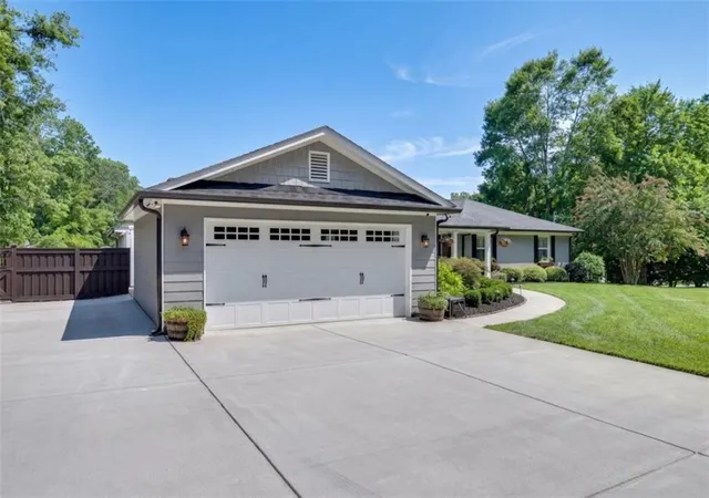5th image of 332 Stanford Mill Rd, Clarkesville, GA 30523 | MLS# 7820553