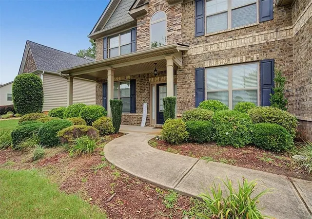 Photo 3 of Single family home for sale at 2327 Magaw Ln, Powder Springs, GA 30127 | MLS# 7792528 | Listing updated on 2026-08-17