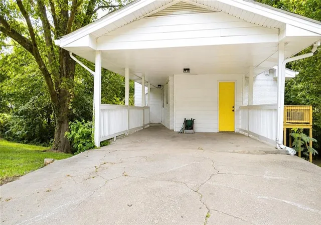Photo 3 of Single family home for sale at 2783 Mcafee Rd, Decatur, GA 30032 | MLS# 7784872 | Listing updated on 2026-10-02