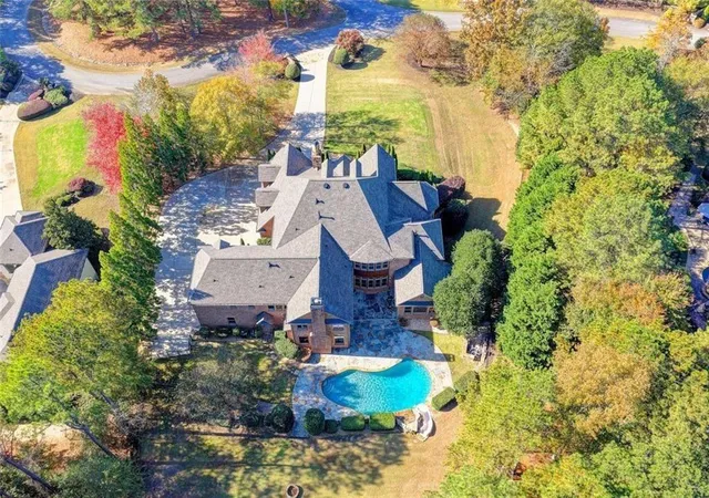 Photo 4 of Single family home for sale at 5669 Legends Clb Cir, Braselton, GA 30517 | MLS# 7758221 | Listing updated on 2026-08-30