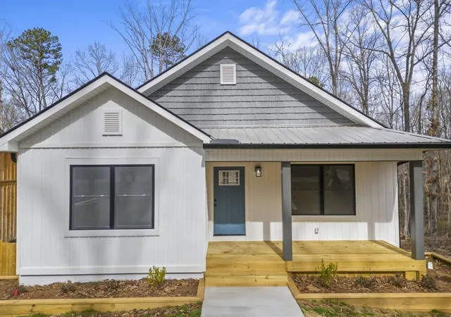 Homes for sale in Lavonia, GA | 234 Lake View Dr, Lavonia, GA 30553 | MLS# 7777329