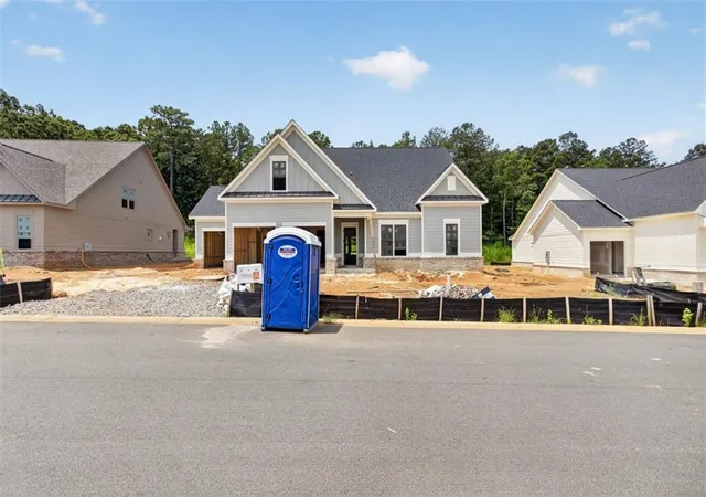 Homes for sale in Statham, GA | 357 Lake Vista Dr, Statham, GA 30666 | MLS# 7782122