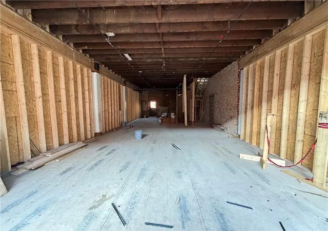 2nd image of 10 E 3rd Ave E, Rome, GA 30161 | MLS# 7826371