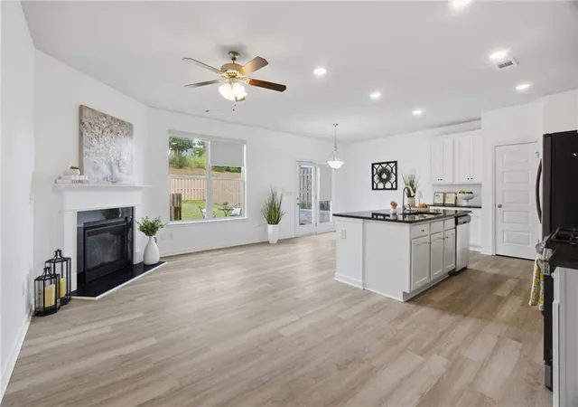 5th image of 3713 Prospect Point Dr, Oakwood, GA 30566 | MLS# 7809992