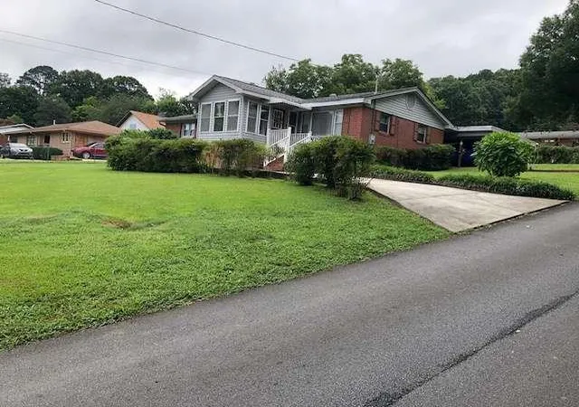 Photo 2 of Sale Pending at 239 Flora Ave, Rome, GA 30161 | MLS# 7811267 | Listing updated on 2026-09-09
