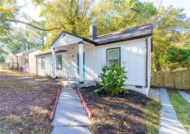 3rd image of 1365 Campbellton Rd Sw, Atlanta, GA 30310 | MLS# 7675879