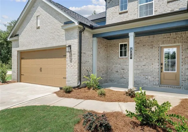 Photo 2 of Single family home for sale at 320 Sundown Trl, Mcdonough, GA 30252 | MLS# 7746966 | Listing updated on 2026-09-18