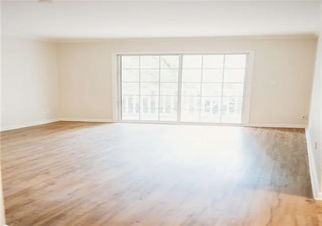 Photo 3 of Condo for sale at 3160 Seven Pines Ct, Atlanta, GA 30339 | MLS# 7810453 | Listing updated on 2026-08-24
