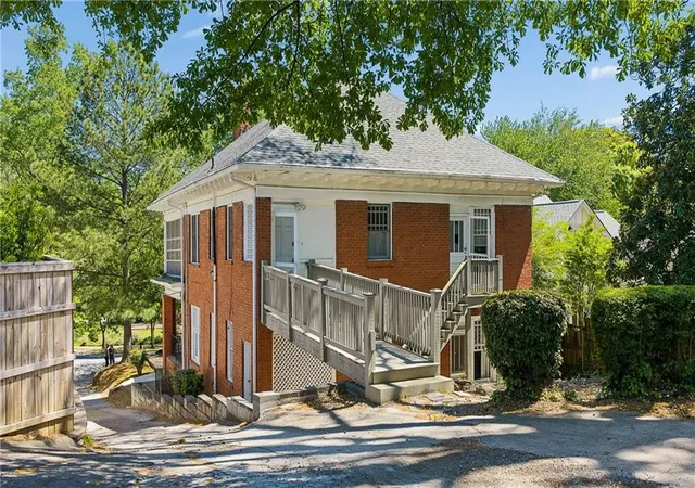 5th image of 1164 Orme Cir Ne, Atlanta, GA 30306 | MLS# 7776800