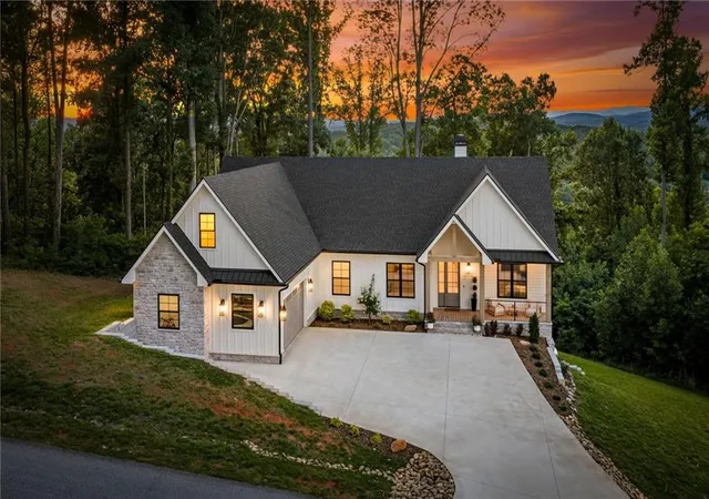 1st image of 228 Winding Rdg, Blairsville, GA 30512 | MLS# 7807278
