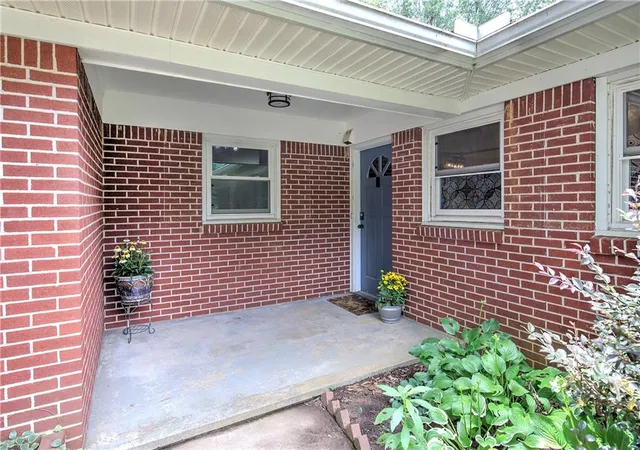 Photo 3 of Single family home for sale at 16 Jones Ml Pl, Cartersville, GA 30120 | MLS# 7817505 | Listing updated on 2026-09-14