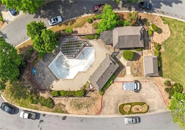 2nd image of 3223 Long Iron Dr, Lawrenceville, GA 30044 | MLS# 7737604