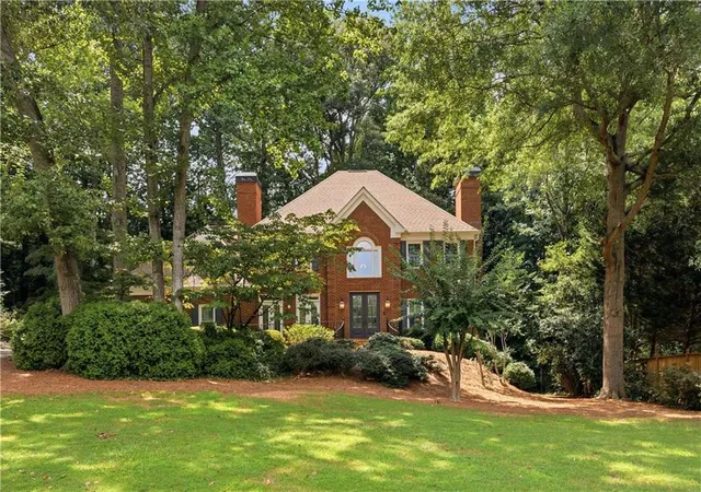 Photo 1 of Sale Pending at 1890 Lakehurst Ct Se, Smyrna, GA 30080 | MLS# 7818355 | Listing updated on 2026-08-27