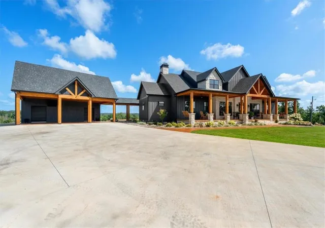 Homes for sale in Woodland, AL | 14237 County Road 82, Woodland, AL 36280 | MLS# 7804331