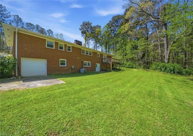 Photo 4 of Single family home for sale at 2279 Highway 92, Acworth, GA 30102 | MLS# 7750105 | Listing updated on 2026-09-04
